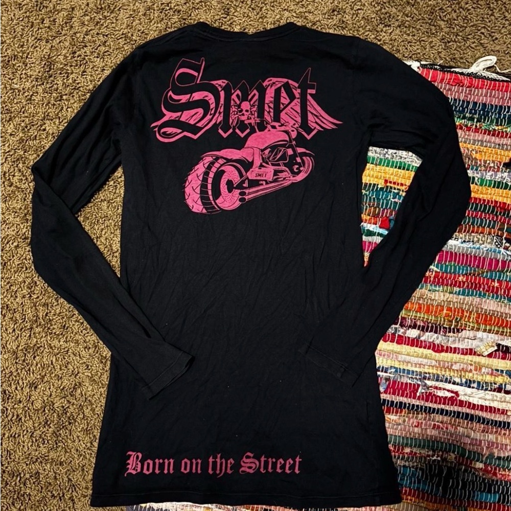Black Long-Sleeve Graphic Tee with Pink Motorcycle Print